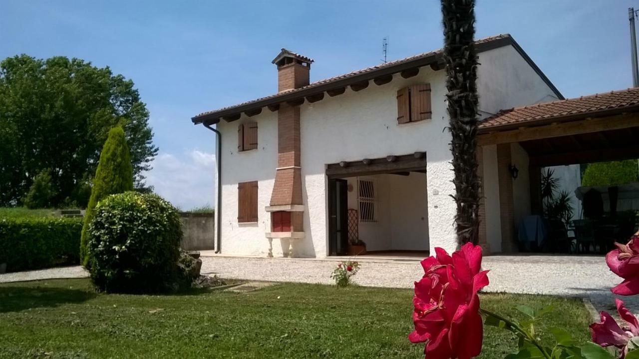 La Campagnola - Casa Vacanze Торри-ди-Квартезоло Экстерьер фото