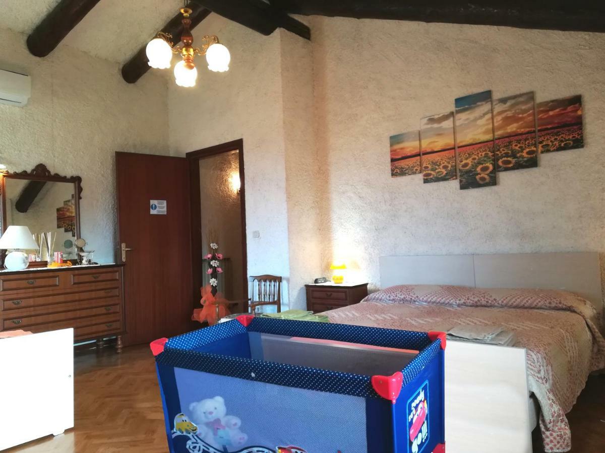 La Campagnola - Casa Vacanze Торри-ди-Квартезоло Экстерьер фото